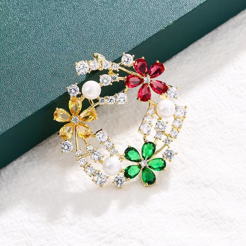 Women'S Accessories Manufacturers - Popüler zirkon broş tasarımı broş zarif