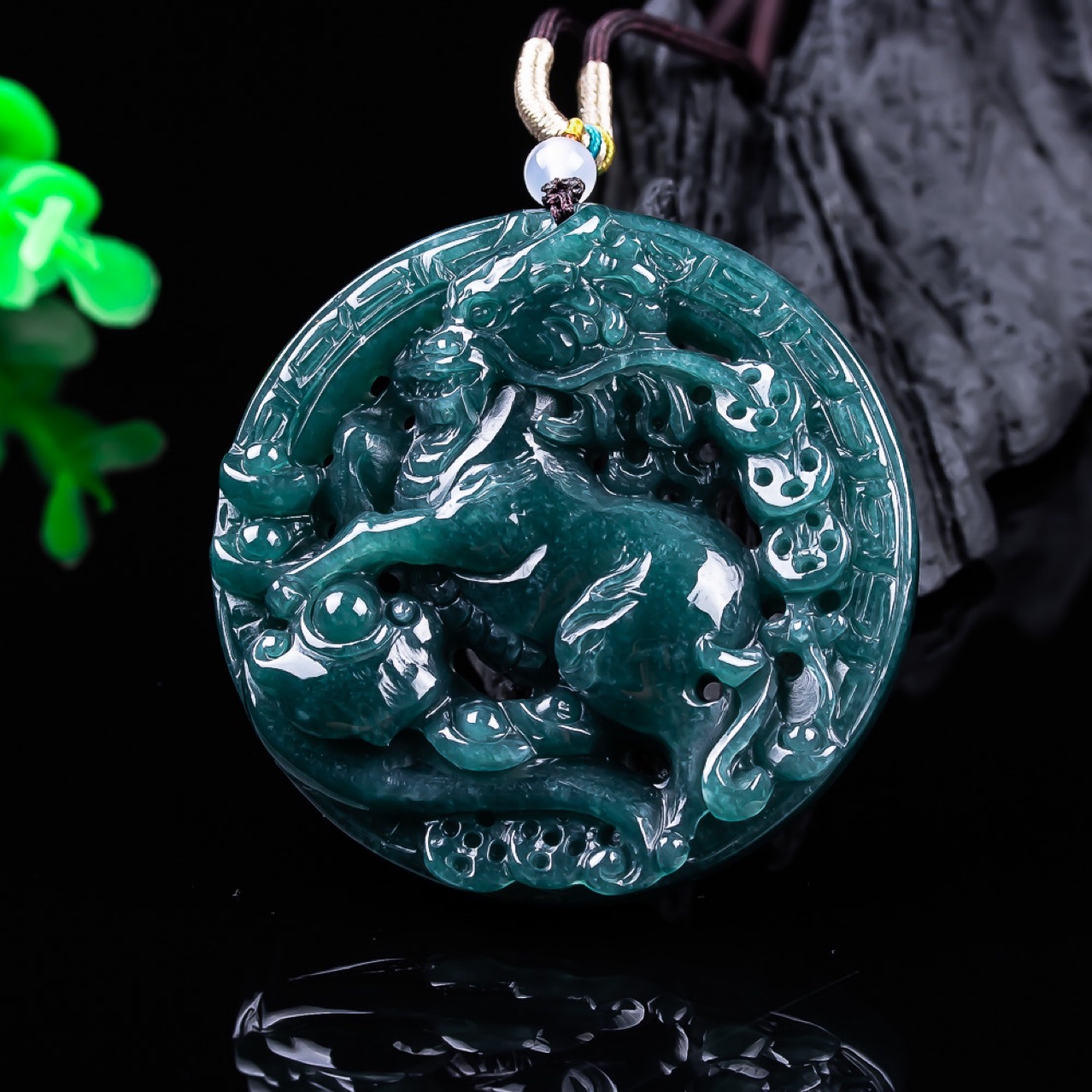 Women'S Accessories - Birmanya Jadeite Ejderha Kolye Taş Gerçek