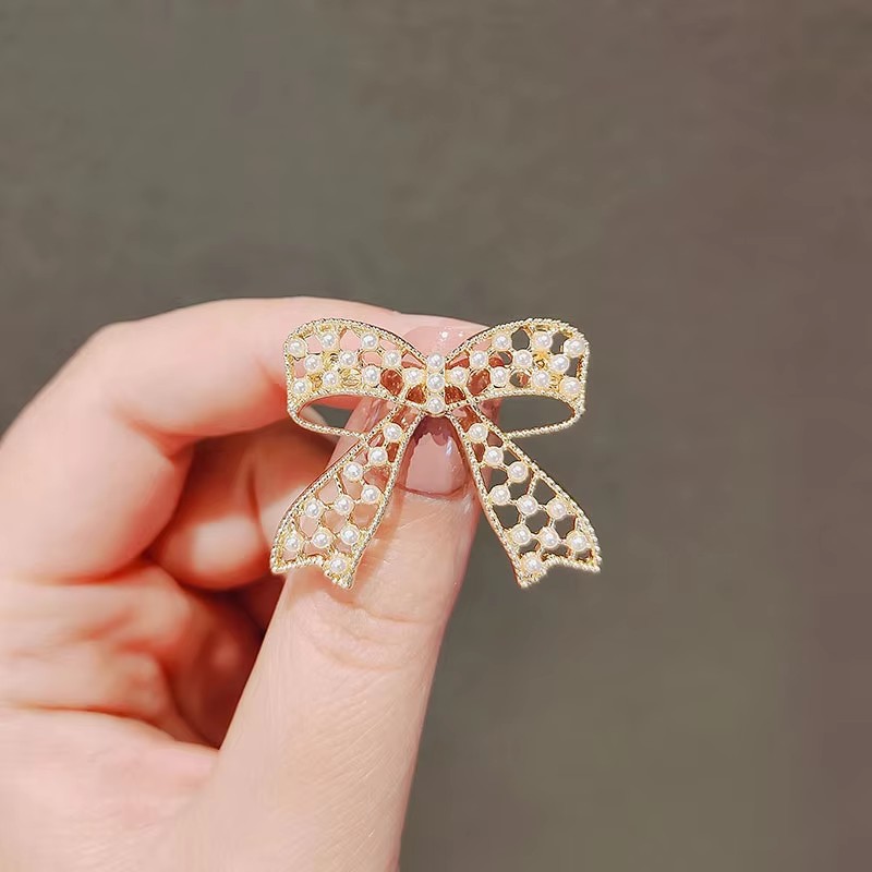 Punk Kız Broşu 2025 Moda Yeni  - Women'S Accessories Manufacturers incelemesi ve fiyatı